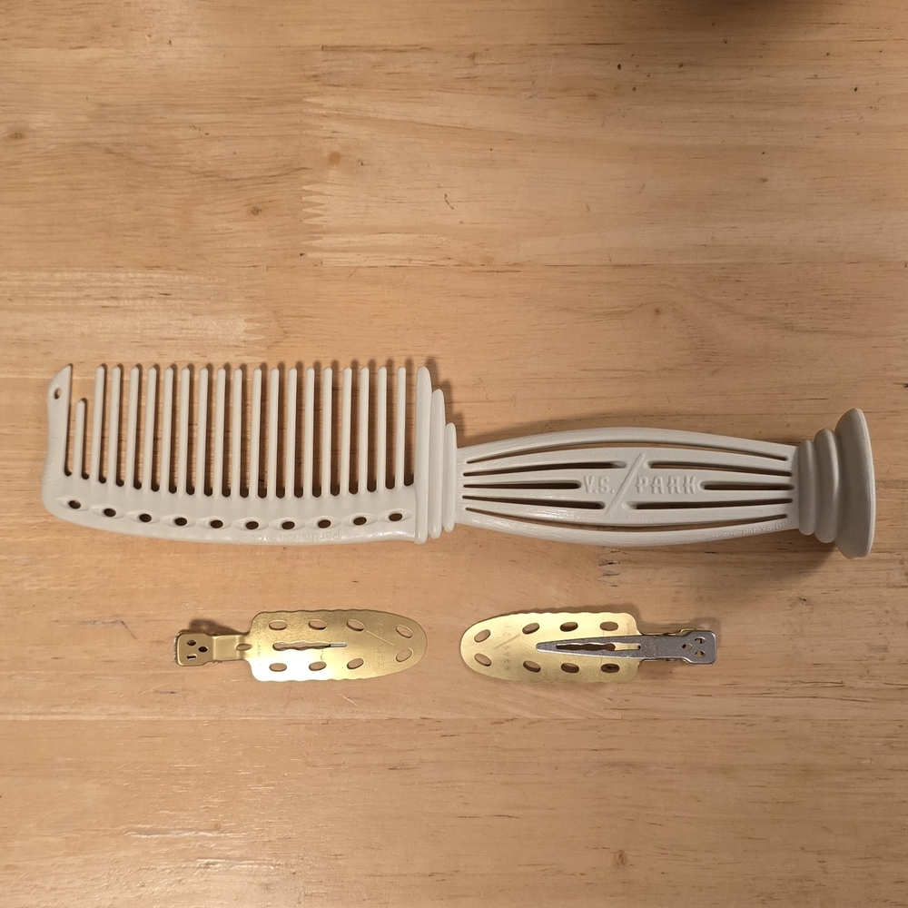 Y.S. Park Parthenon Comb No. 608 White & No Show Hair Clips